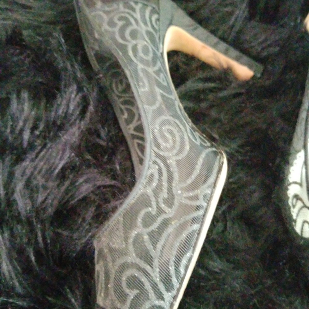 Never Worn. - image 3